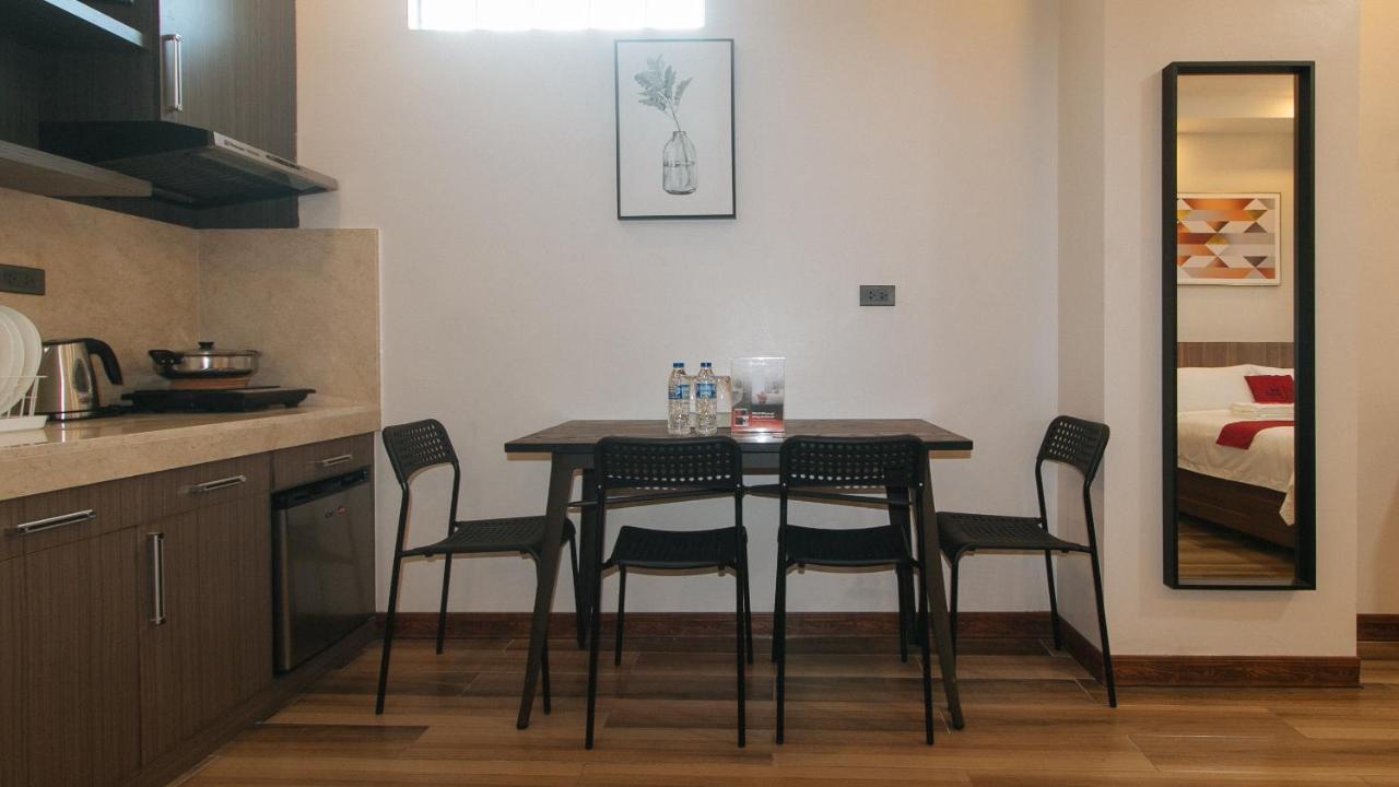 Reddoorz Plus @ Bez Tower And Residences San Juan San Juan  Exterior foto
