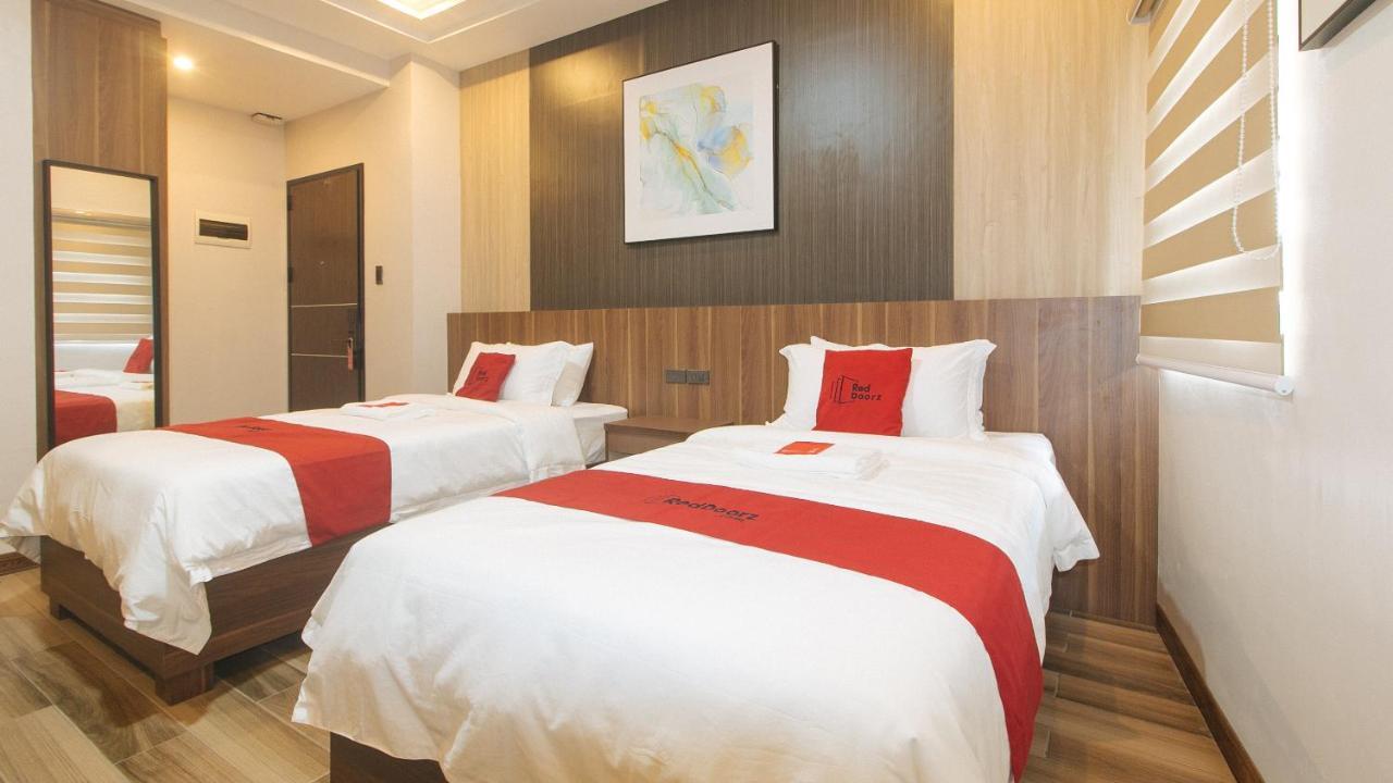 Reddoorz Plus @ Bez Tower And Residences San Juan San Juan  Exterior foto